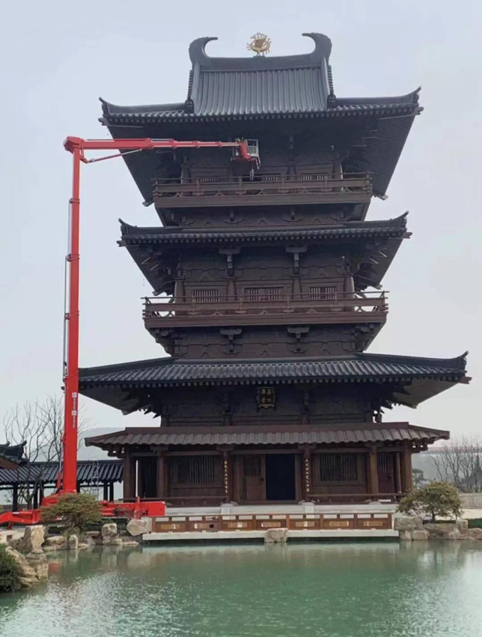 点亮世界级“山地花园群”-九游官方网站-九游（中国）
在江苏园博园留下众彩画卷-1.jpg